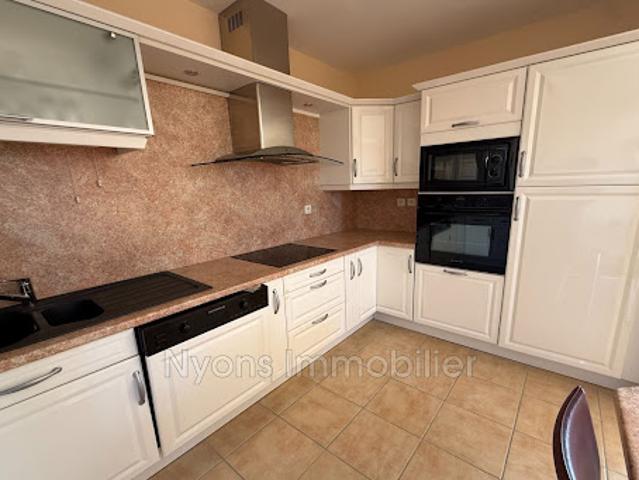Vente Appartement 3 pièces 69 m2 Nyons