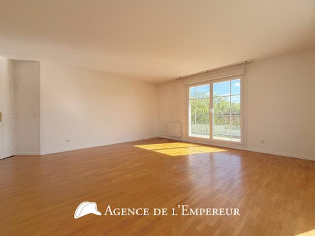 Vente Appartement 3 pièces 73.92 m2 Rueil Malmaison