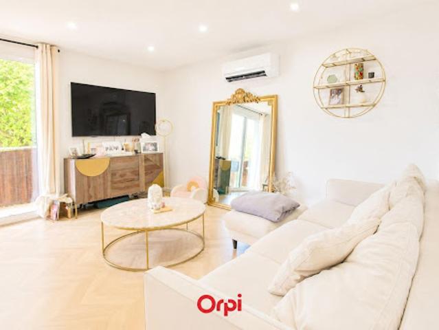 Vente Appartement 3 pièces 73.87 m2 Marseille 11ème