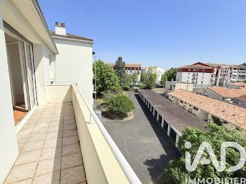 Vente Appartement 3 pièces 73 m2 Merignac