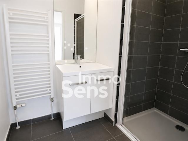 Vente Appartement 3 pièces 70.47 m2 Wambrechies