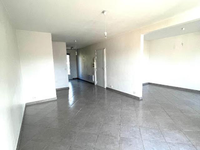 Vente Appartement 3 pièces 70.48 m2 Les milles