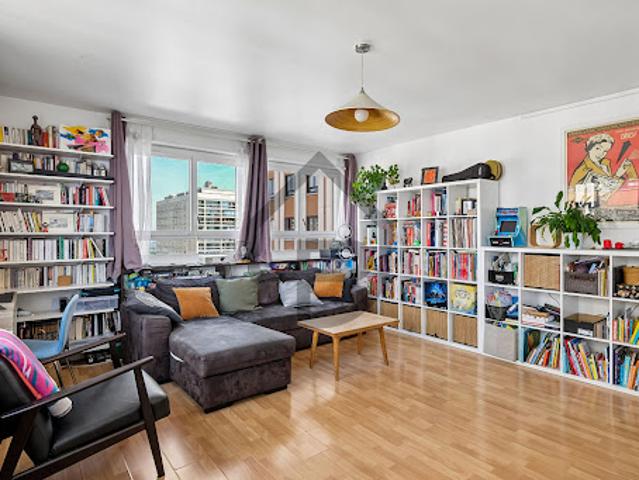 Vente Appartement 3 pièces 70.61 m2 Paris 19ème