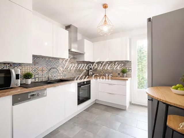 Vente Appartement 3 pièces 70.1 m2 Aubagne