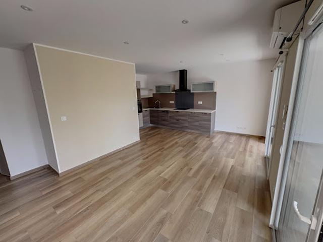 Vente Appartement 3 pièces 70.26 m2 Santa Lucia di Moriani