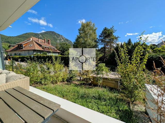 Vente Appartement 3 pièces 70.39 m2 Annecy le Vieux