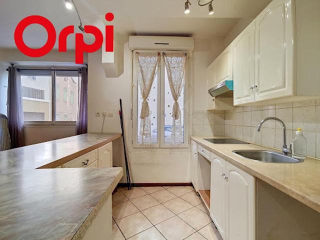 Vente Appartement 3 pièces 70.6 m2 Toulon