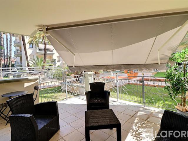 Vente Appartement 3 pièces 70 m2 Hyeres