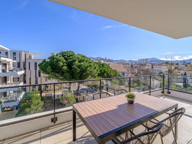 Vente Appartement 3 pièces 70 m2 Marseille 8ème