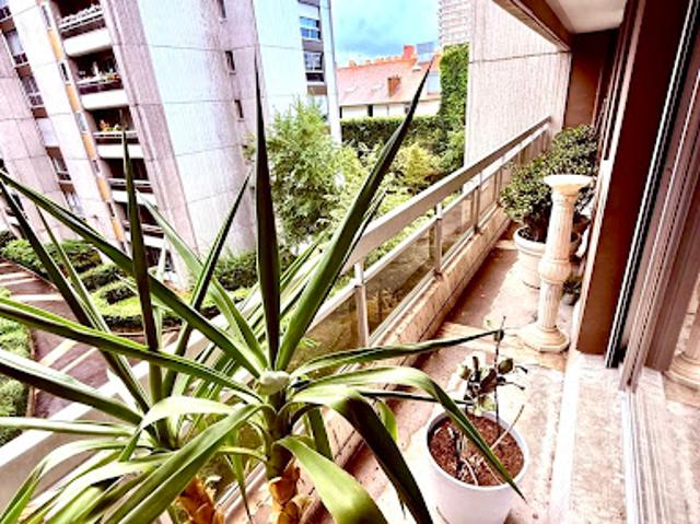 Vente Appartement 3 pièces 70 m2 Paris 19ème