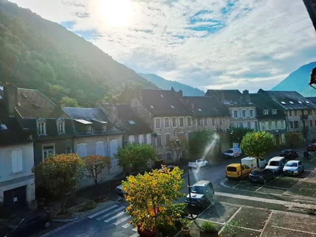 Vente Appartement 3 pièces 70 m2 Saint Béat
