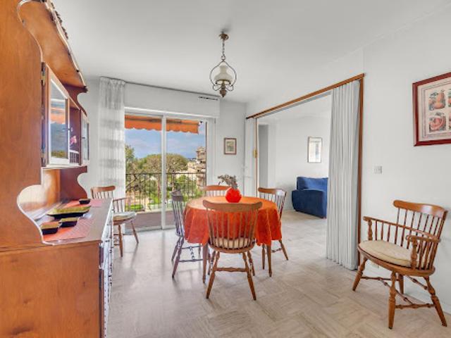 Vente Appartement 3 pièces 70 m2 Saint Laurent du Var
