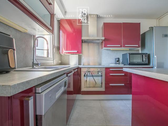 Vente Appartement 3 pièces 71.9 m2 Marseille 8ème