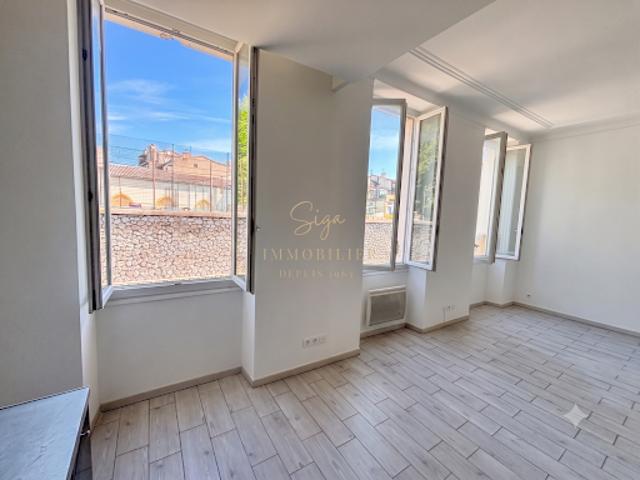 Vente Appartement 3 pièces 71 m2 Marseille 5ème
