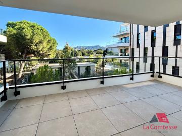 Vente Appartement 3 pièces 71 m2 Marseille 8ème
