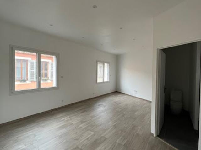Vente Appartement 3 pièces 71 m2 Nimes