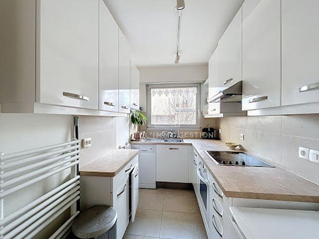 Vente Appartement 3 pièces 72.4 m2 Paris 17ème