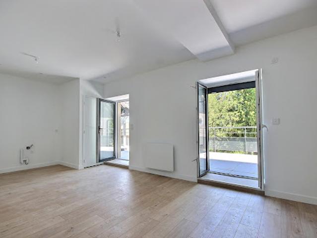 Vente Appartement 3 pièces 72.8 m2 Montcel