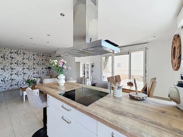 Vente Appartement 3 pièces 72.1 m2 Antibes