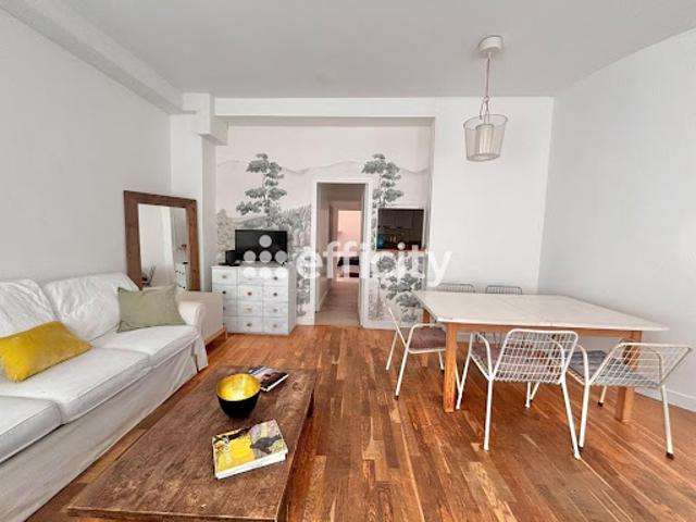 Vente Appartement 3 pièces 76 m2 Paris 11ème