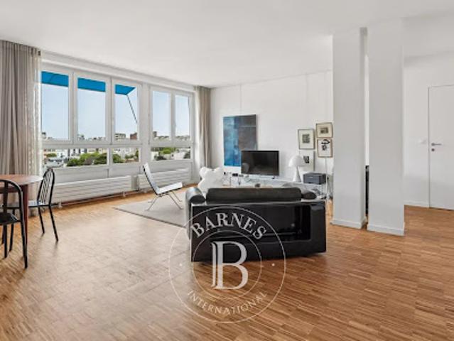 Vente Appartement 3 pièces 77.72 m2 Paris 16ème