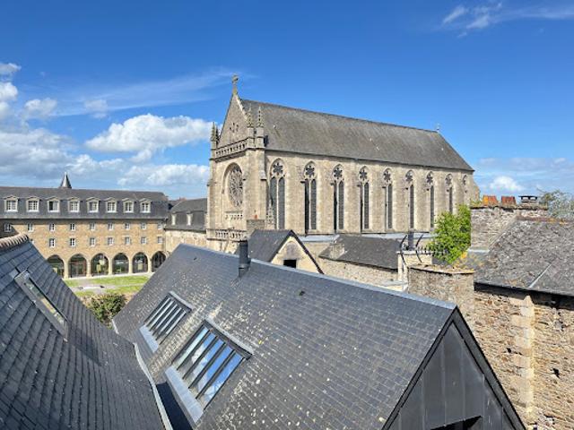 Vente Appartement 3 pièces 77.02 m2 Dinan