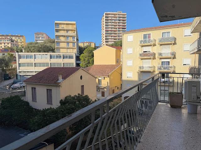 Vente Appartement 3 pièces 77.05 m2 Ajaccio