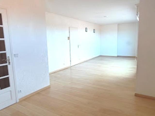 Vente Appartement 3 pièces 77 m2 Halluin