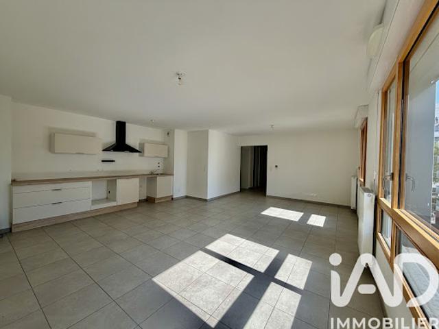 Vente Appartement 3 pièces 77 m2 Lyon 8ème