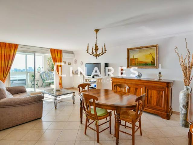 Vente Appartement 3 pièces 77 m2 Marseille 4ème
