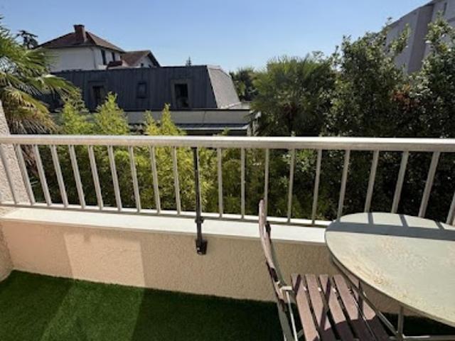 Vente Appartement 3 pièces 77 m2 Pau