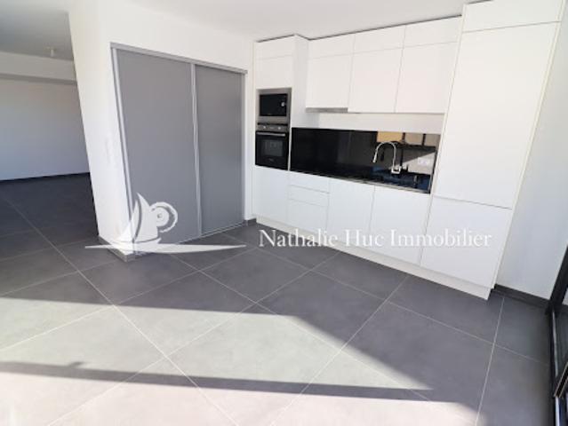 Vente Appartement 3 pièces 82.38 m2 Canet plage