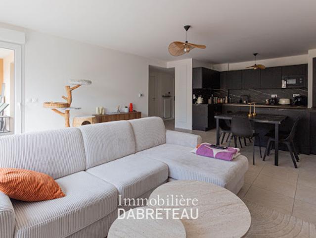 Vente Appartement 3 pièces 74.23 m2 Brignais