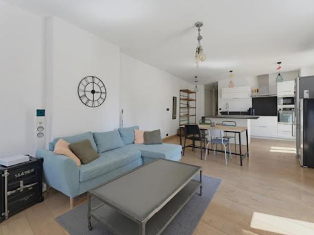 Vente Appartement 3 pièces 74 m2 Bordeaux
