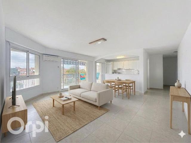 Vente Appartement 3 pièces 74 m2 Frejus