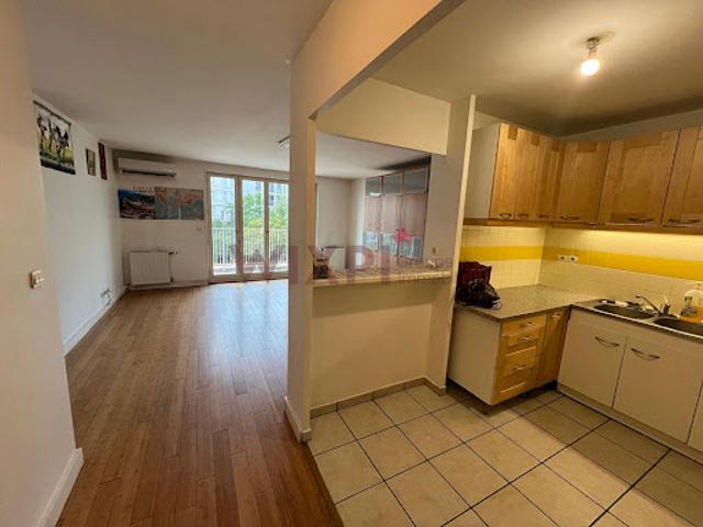 Vente Appartement 3 pièces 74 m2 Lyon 8ème