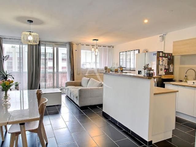 Vente Appartement 3 pièces 75.67 m2 Maurepas