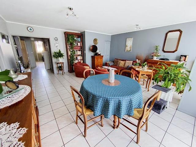 Vente Appartement 3 pièces 75.95 m2 Joue les tours