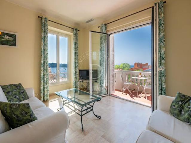 Vente Appartement 3 pièces 75.02 m2 Villefranche sur Mer