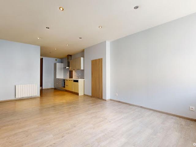 Vente Appartement 3 pièces 75.06 m2 Pontarlier