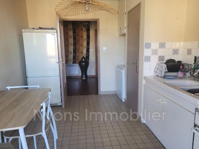 Vente Appartement 3 pièces 75.38 m2 Nyons