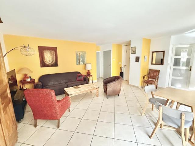 Vente Appartement 3 pièces 75 m2 Aubagne