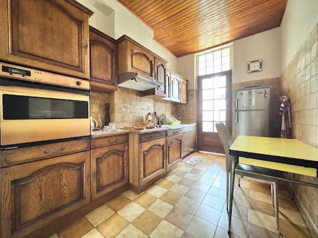 Vente Appartement 3 pièces 75.27 m2 Marseille 6ème