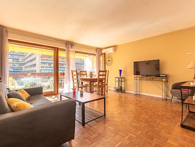 Vente Appartement 3 pièces 75 m2 Marseille 6ème