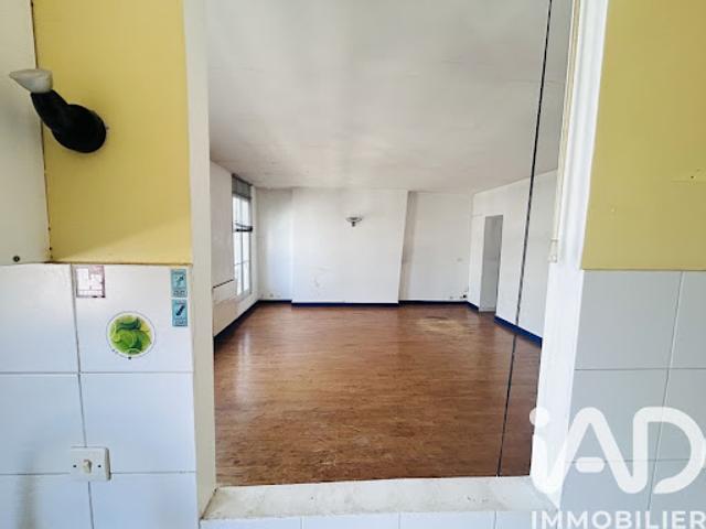 Vente Appartement 3 pièces 75 m2 Paris 19ème