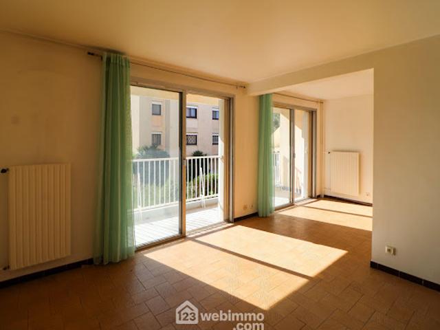 Vente Appartement 3 pièces 76.4 m2 Marseille 9ème