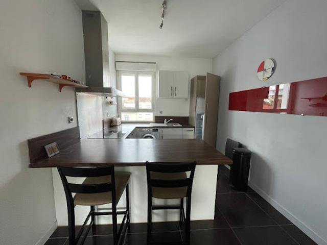 Vente Appartement 3 pièces 76.5 m2 Royan