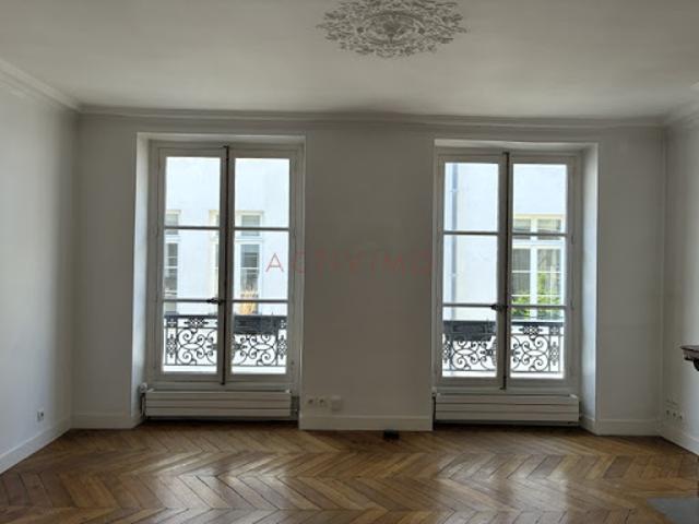 Vente Appartement 3 pièces 76.35 m2 Paris 9ème