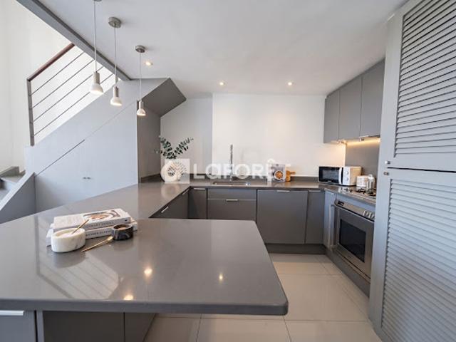 Vente Appartement 3 pièces 76 m2 Marseille 1er