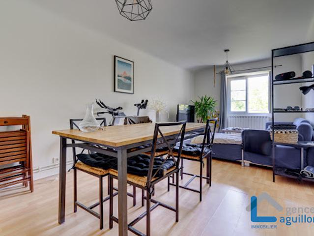 Vente Appartement 3 pièces 78.78 m2 Saint Pée sur Nivelle